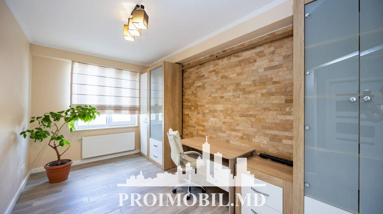 https://images.proimobil.md/tzjEdslmTe1FAQaxQIIfk9hbfG24ZJtjpBt8cdnalFI/watermark:0.75:so:0:30:0.39/resize:fill:1460:816:1/gravity:ce/bG9jYWw6Ly8vZXN0YXRlL2xyLzZjZTY5N2I5LWE1ODAtNDk5MC1hOGZiLWEzZTIyZmZlZjZkMS5qcGVn