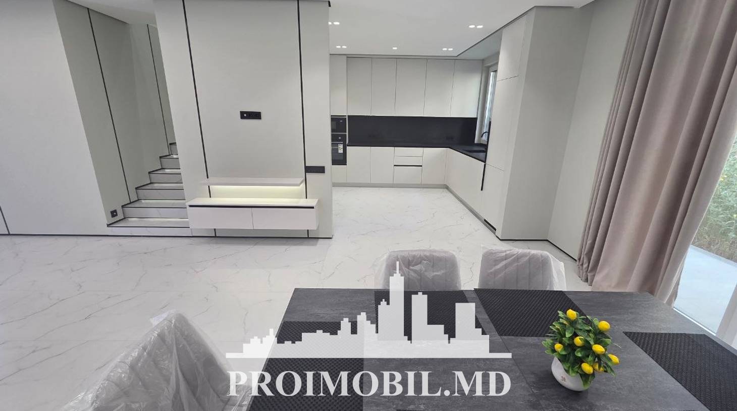 https://images.proimobil.md/u1gTS5iVOLrSRgAXT96xj2AnLt1bod7vbfq5u5_Q8rE/watermark:0.75:so:0:30:0.39/resize:fill:1460:816:1/gravity:ce/bG9jYWw6Ly8vZXN0YXRlL2xyL2EwMzRjYjk0LWM3MTQtNDEyNC1hOTU0LTc5MGZkYjY5ZDkyMC5qcGVn