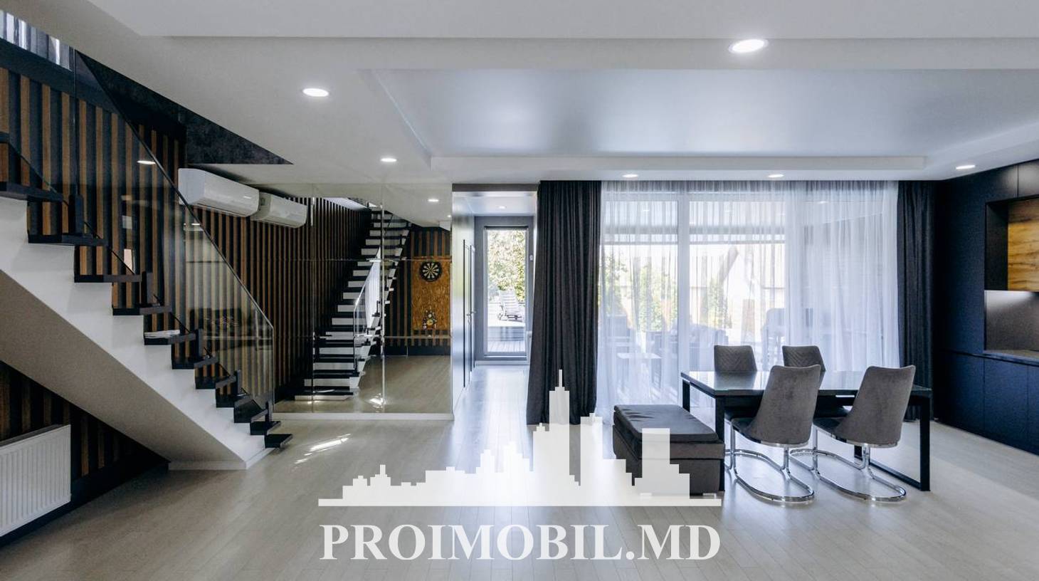 https://images.proimobil.md/u3CQ_kfuL3q5qaLnF-N9AUIeYJ8rhj5PCmbQjEok2yM/watermark:0.75:so:0:30:0.39/resize:fill:1460:816:1/gravity:ce/bG9jYWw6Ly8vZXN0YXRlL2xyLzQzM2NiODNmLTI2NmEtNDlhMi04NjExLTAzNTUzOGJlNGZmZi5qcGVn