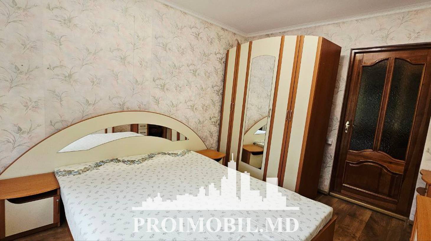 https://images.proimobil.md/u4z_9MNMcAEazQFuBEsI71XpeQanl-S5xrqD1Orn6aY/watermark:0.75:so:0:30:0.39/resize:fill:1460:816:1/gravity:ce/bG9jYWw6Ly8vZXN0YXRlL2xyLzJiNGQzNDlkLTk0NmEtNDI2OC1iYmJhLWZiYmE3OGIxYzM5My5qcGVn