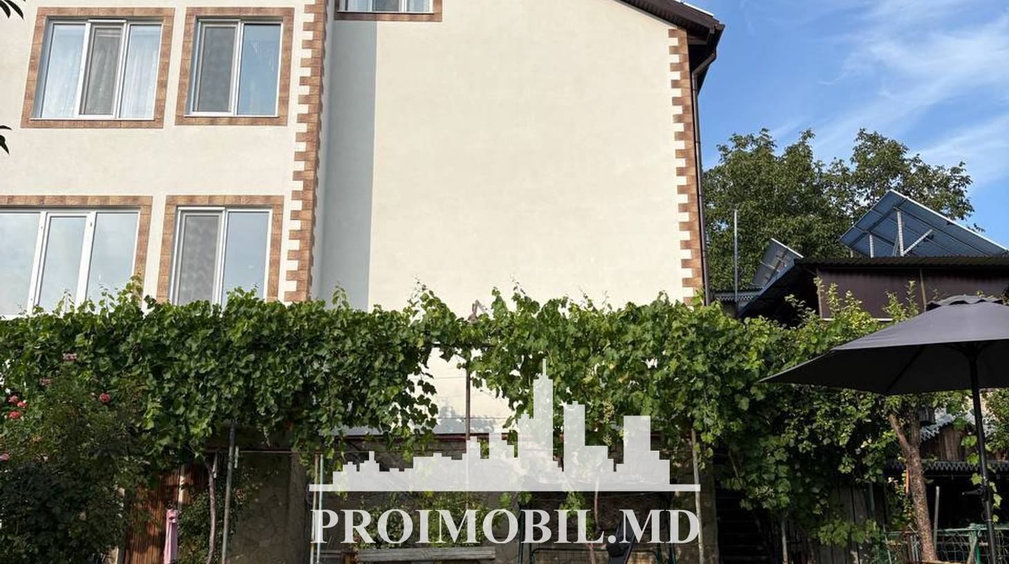 https://images.proimobil.md/u7F1ttPn_VQhxLX_qjJcYcz3Gzz9CQIRGrDtM7Aeako/watermark:0.75:so:0:30:0.39/resize:fill:1460:816:1/gravity:ce/bG9jYWw6Ly8vZXN0YXRlL2xyLzU4MTcyNWYyLTAyMWItNGQzYi04Mjk4LTY3YzcyNjBlZWE2YS5qcGVn
