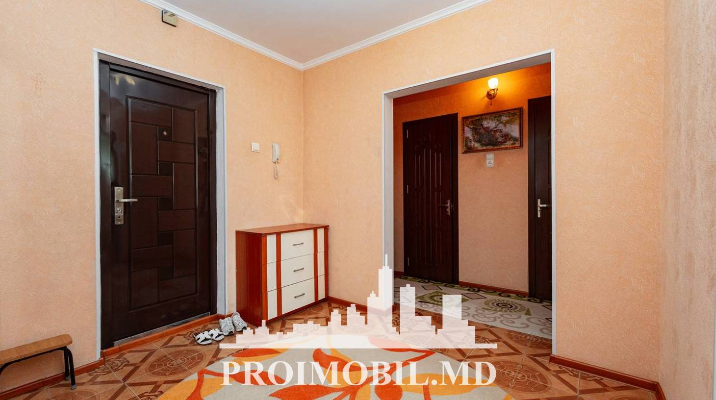 https://images.proimobil.md/u7qd7jMA3EtN-mqsASqsFesGSZO4QAZXa5zovbmTK9k/watermark:0.75:so:0:30:0.39/resize:fill:1460:816:1/gravity:ce/bG9jYWw6Ly8vZXN0YXRlL2xyL2FhMDE2YjhlLWFhMjEtNGQyZC1hZjRmLWJlNTljZWFjZjMzOC5qcGVn