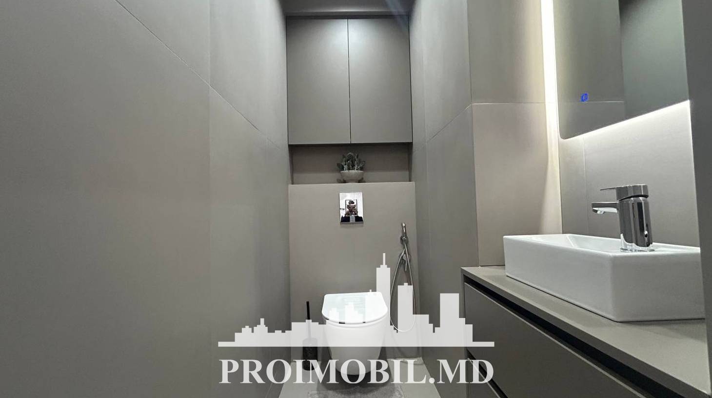 https://images.proimobil.md/uAY1-QffytTtQCwaJlKIvHgny9w923rPVc9H23BlEAM/watermark:0.75:so:0:30:0.39/resize:fill:1460:816:1/gravity:ce/bG9jYWw6Ly8vZXN0YXRlL2xyLzU4NDQzNmUwLWQzZDktNDZkMC04OTA5LTY0OWI5NWEzNWViMi5qcGVn