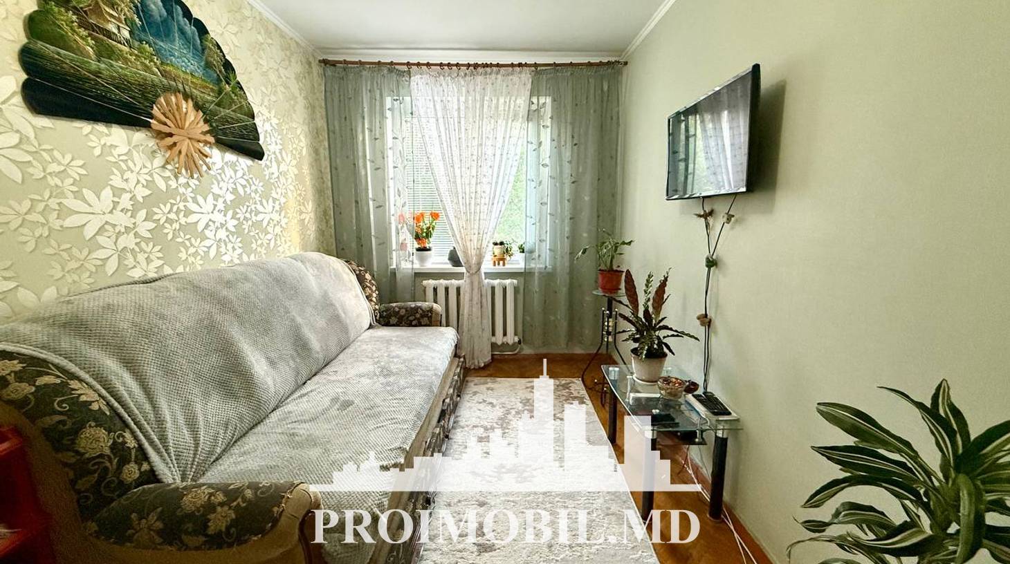 https://images.proimobil.md/uAycH6d5qdftFbP8yAizEYGwpmA7AMl3pjD2Ah_XBrA/watermark:0.75:so:0:30:0.39/resize:fill:1460:816:1/gravity:ce/bG9jYWw6Ly8vZXN0YXRlL2xyLzMyNzdjMTQ2LTY5OTctNDkzNS1iZTJmLWFiMzA3ZWU3NjNjYy5qcGVn