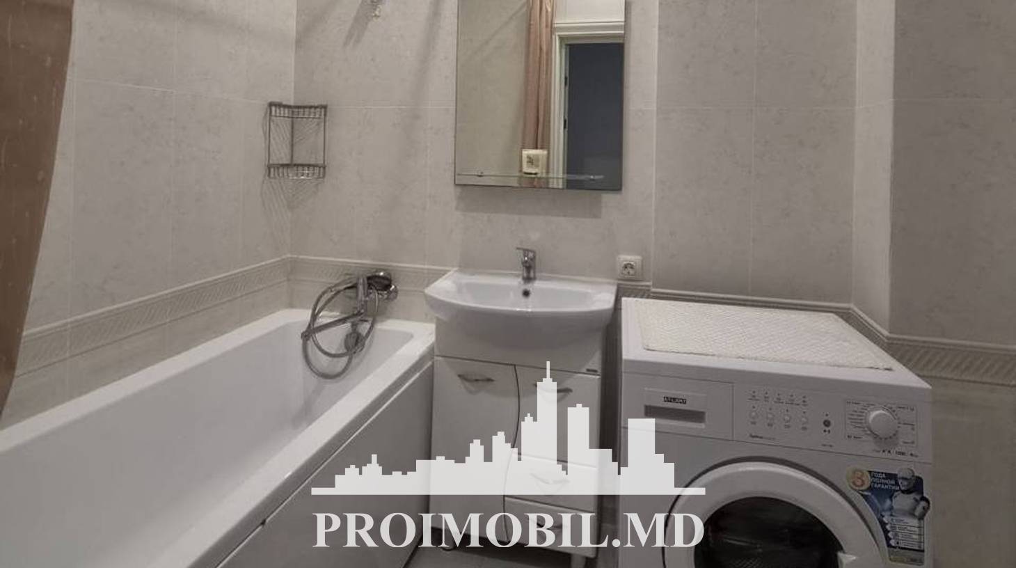 https://images.proimobil.md/uBQO6EBa7Vm4b9HjpmUU56lyAzQM7kJoolcMS453FYo/watermark:0.75:so:0:30:0.39/resize:fill:1460:816:1/gravity:ce/bG9jYWw6Ly8vZXN0YXRlL2xyL2EwZDgyOGUyLWI5ZTQtNDFmNS04YjI3LTc2Y2YzZDFhMDE3NS5qcGVn