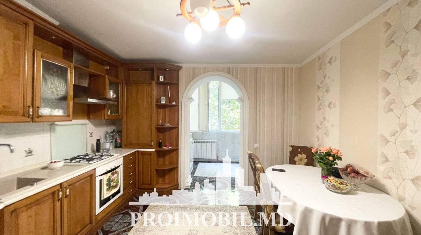 https://images.proimobil.md/uDd6FXrwI66_HJbjSMjoXUtv5XocCXCyrKQ9ssnuF0A/watermark:0.75:so:0:30:0.39/resize:fill:1460:816:1/gravity:ce/bG9jYWw6Ly8vZXN0YXRlL2xyL2E1ZTU1MzcxLTg5NWMtNGQ5Ni1iNThmLWM4OGFiMDk4ZTNkYy5qcGVn