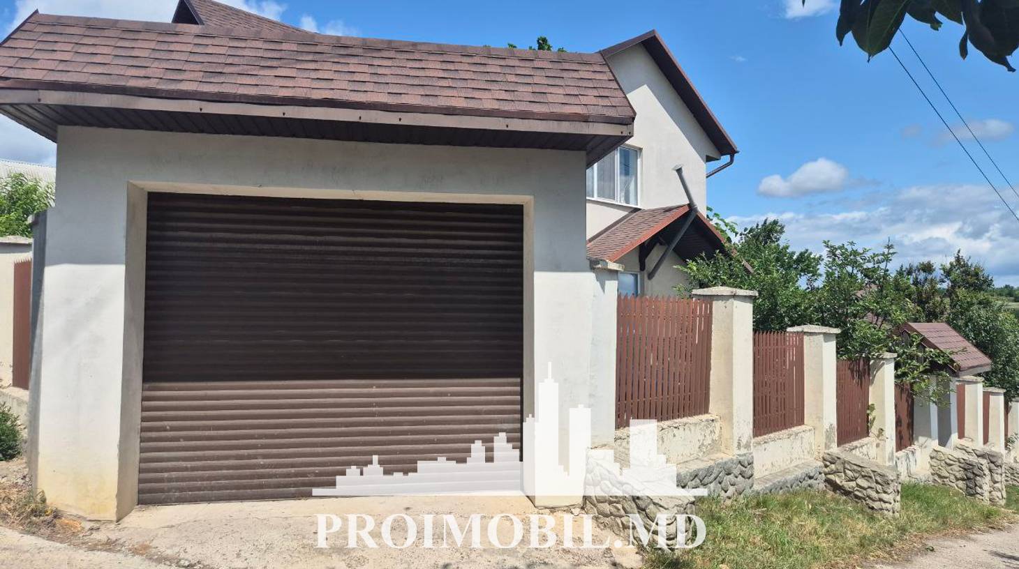 https://images.proimobil.md/uFYJefPxdG1H9yOxp_zHlGgzjKpG8DIYcznmrPpLnpY/watermark:0.75:so:0:30:0.39/resize:fill:1460:816:1/gravity:ce/bG9jYWw6Ly8vZXN0YXRlL2xyLzdiMThjYzliLTMwZDYtNDhkNC1hYmQ4LWFmZjA1MTU0YzdhNy5qcGVn