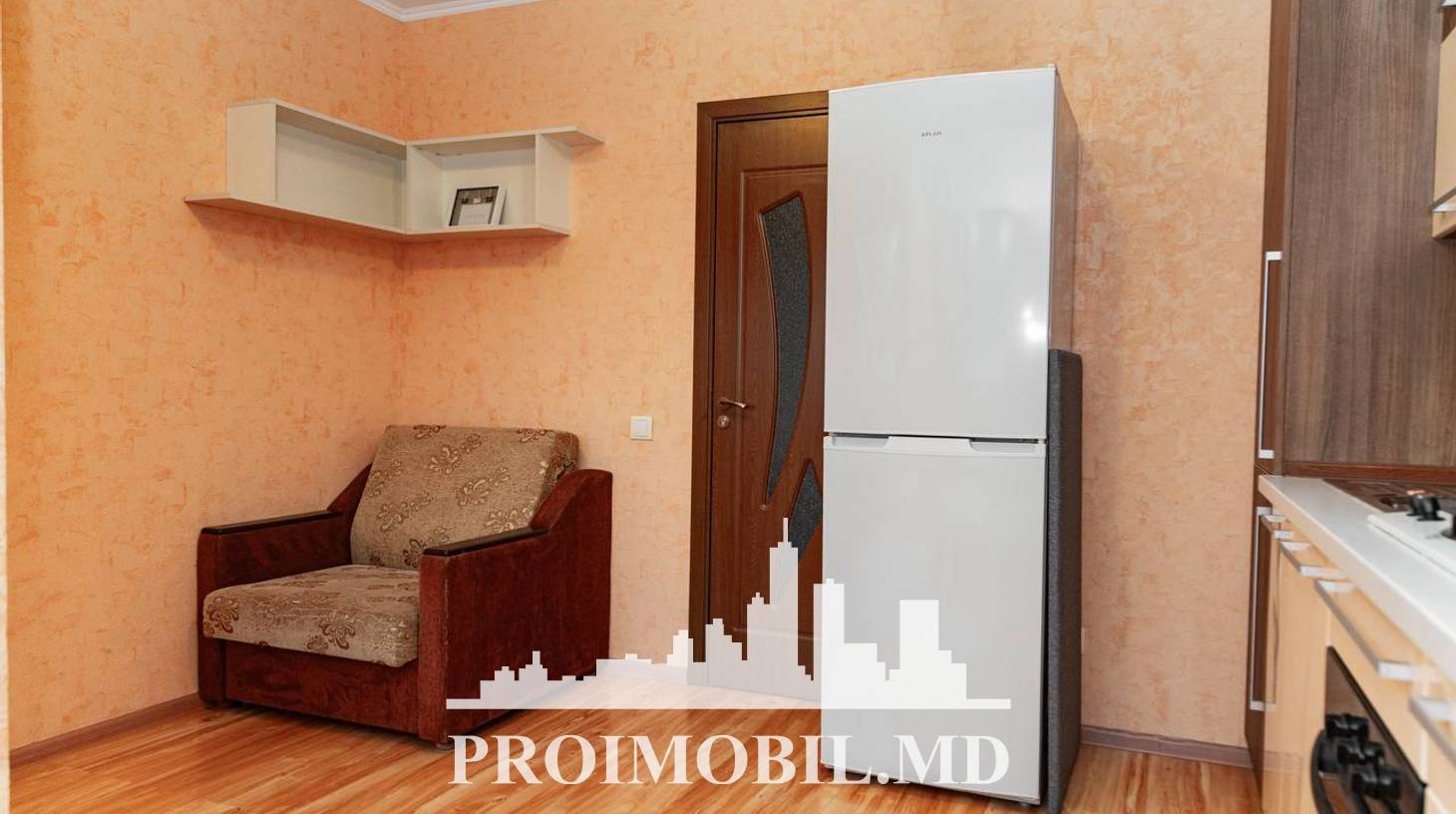 https://images.proimobil.md/uHQj9LIH08jCsiqM9Zs2cQITExD77HSCW7yv2XZkPkE/watermark:0.75:so:0:30:0.39/resize:fill:1460:816:1/gravity:ce/bG9jYWw6Ly8vZXN0YXRlL2xyLzUzYWJkZWY5LTUwYTYtNDdkZC1hYjRmLTQzMzhmNjUzZjA0OC5qcGVn