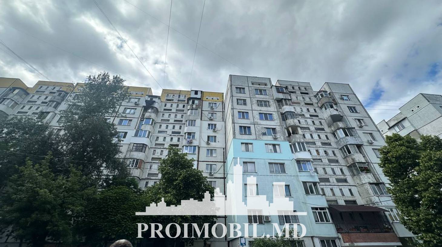 https://images.proimobil.md/uLE4pK0qVbyBIhkqg7zk1ZvDFG56Oo_lcMNCRvw7m0E/watermark:0.75:so:0:30:0.39/resize:fill:1460:816:1/gravity:ce/bG9jYWw6Ly8vZXN0YXRlL2xyLzNkOWYyZTM1LWNjNjItNDlhZS04MWJlLTlmYTVhMTI5ODc5ZS5qcGVn