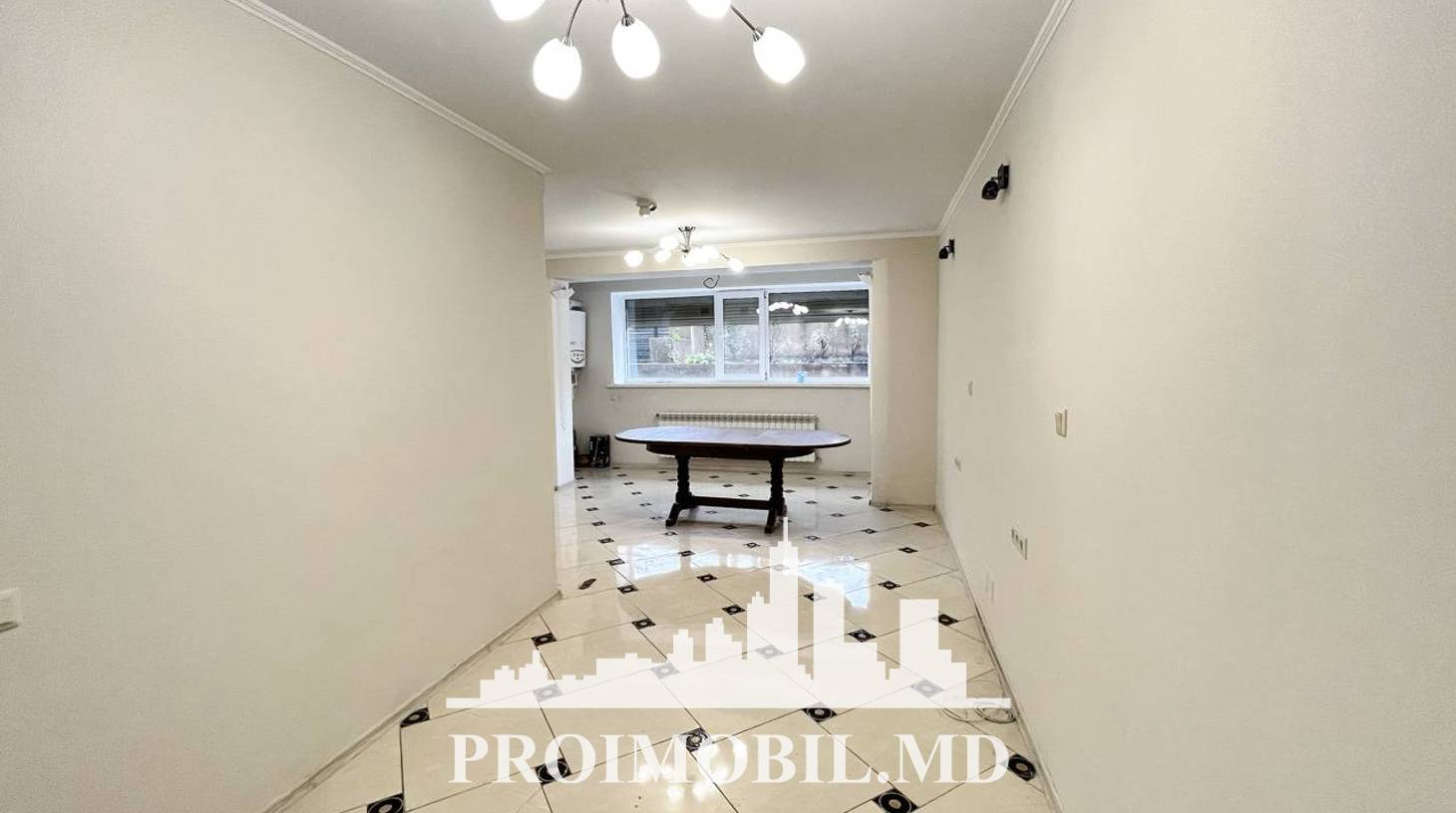 https://images.proimobil.md/uMDGvJw5zmlESKopy5OeJXxpMepDrd2PlDxIU71FkQo/watermark:0.75:so:0:30:0.39/resize:fill:1460:816:1/gravity:ce/bG9jYWw6Ly8vZXN0YXRlL2xyL2VjNTYxMTQ3LWNiMzEtNDcwNi04OGVkLWNlZWU5ODJjYWU2ZC5qcGVn
