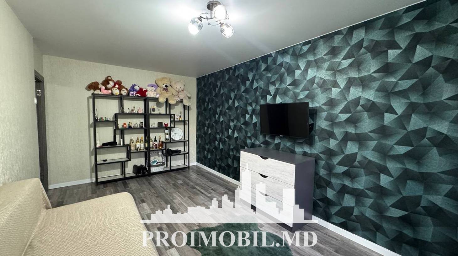 https://images.proimobil.md/uNPwK3aeCQWDqoPWkGs4Q0tVMjANeBhPpr7Pvu5YQ1c/watermark:0.75:so:0:30:0.39/resize:fill:1460:816:1/gravity:ce/bG9jYWw6Ly8vZXN0YXRlL2xyLzhmOGI3MDAzLTc1MTQtNDE3NC1iYmY2LTQ0ODUwNjgxNTgxNC5qcGVn