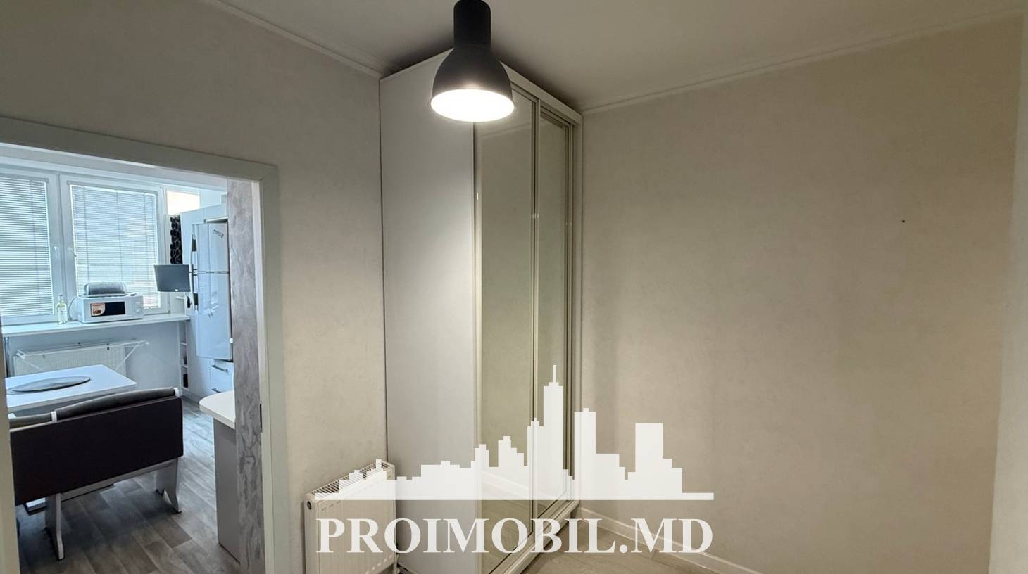 https://images.proimobil.md/uQI43FasQYVtyDFsIrWzz8KSKNQBg0SgNuUUUx00M-I/watermark:0.75:so:0:30:0.39/resize:fill:1460:816:1/gravity:ce/bG9jYWw6Ly8vZXN0YXRlL2xyLzM0ZGEwZTFiLTIzOTMtNDJhZi04MmUyLWViMzRiMjJlZjY0Yi5qcGVn
