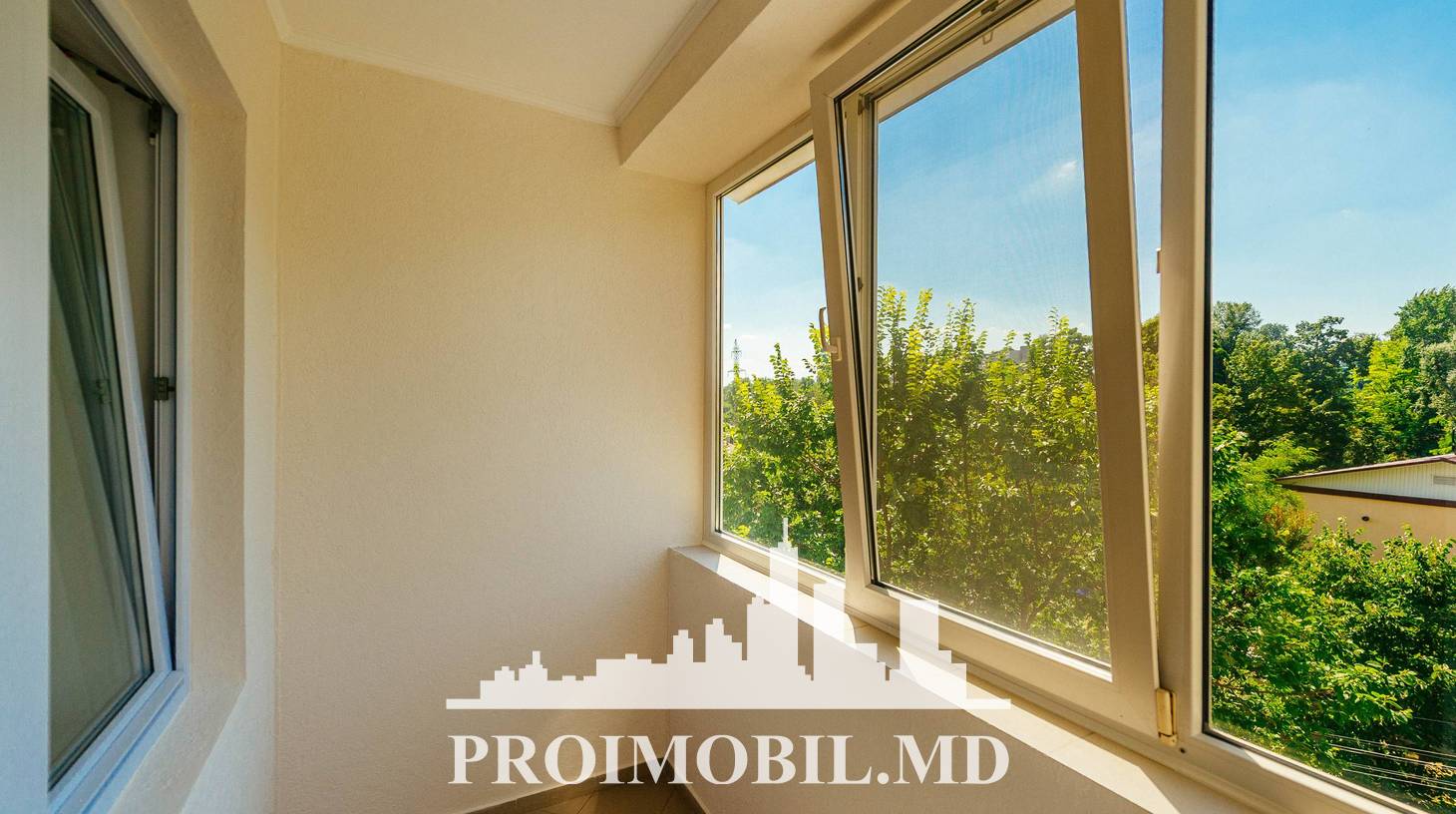 https://images.proimobil.md/uRjCzRoG8LN4iuSILy5cQ1R05RAJwkt6q5Fhro7nzUY/watermark:0.75:so:0:30:0.39/resize:fill:1460:816:1/gravity:ce/bG9jYWw6Ly8vZXN0YXRlL2xyL2EzNjllMGRkLWI5ZjEtNDllZC05NDViLWM5YjQ2YjIyYmUyZS5qcGVn