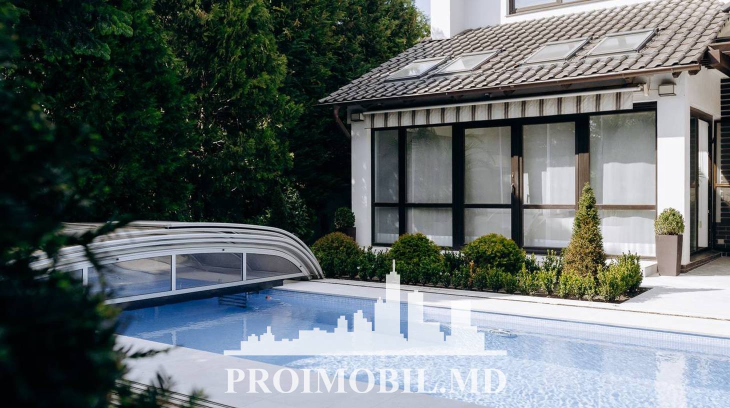 https://images.proimobil.md/udAQRXj23kuHr5X4WMXFT_h-B4lTqVGGoBLFL8VRU70/watermark:0.75:so:0:30:0.39/resize:fill:1460:816:1/gravity:ce/bG9jYWw6Ly8vZXN0YXRlL2xyL2ExYzRhMTJmLWZhMmUtNGU0ZC04N2M4LTQ1NzQ1NWQ3Njk1Mi5qcGVn
