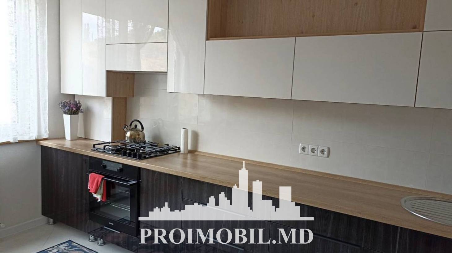https://images.proimobil.md/udI8lskq6AThwRUSRX_WAqLfud6zArpyHpHkaAAk1CI/watermark:0.75:so:0:30:0.39/resize:fill:1460:816:1/gravity:ce/bG9jYWw6Ly8vZXN0YXRlL2xyLzRjNGY0ZWY5LTNkN2ItNGJjMC1hYTZjLTJiOGNjYmJjYWIyNC5qcGVn