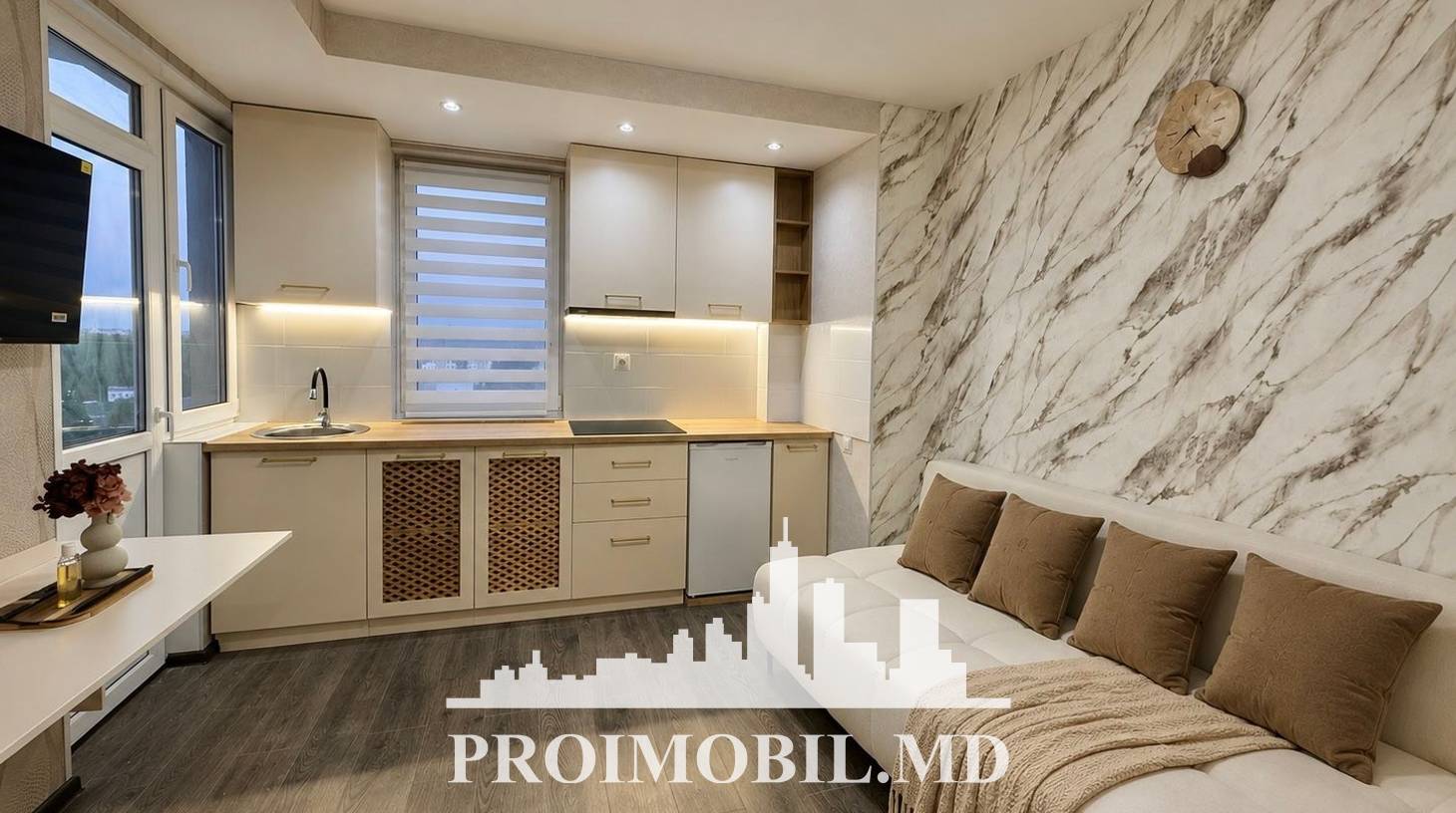 https://images.proimobil.md/udLtZn61NgQEB0Gau12_p7Y0qksyZ4MzzVvnytzMULo/watermark:0.75:so:0:30:0.39/resize:fill:1460:816:1/gravity:ce/bG9jYWw6Ly8vZXN0YXRlL2xyL2VkMWYyODZjLTgwZjktNDJkMi1iMzk0LWM1OWUyOTNiZGUxYy5qcGVn