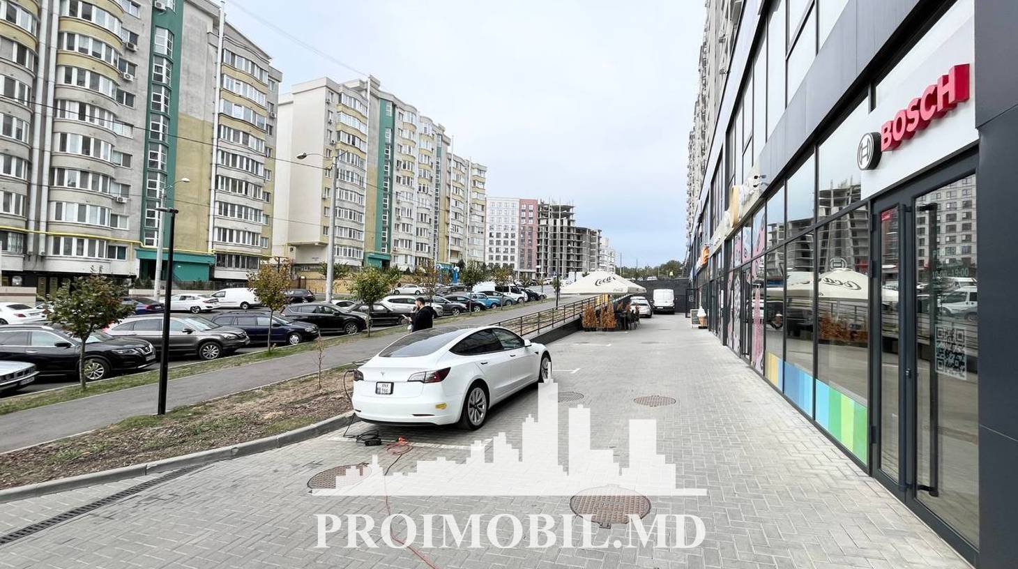 https://images.proimobil.md/ugeP34eNkZjQjjYz9akGS0D25tuA2q9rKAdZrJ8zOUw/watermark:0.75:so:0:30:0.39/resize:fill:1460:816:1/gravity:ce/bG9jYWw6Ly8vZXN0YXRlL2xyL2JiNmQ5YzVkLTlhOWYtNGFkMC1hY2QyLWFiZjM5ODQ1NjIxMS5qcGVn