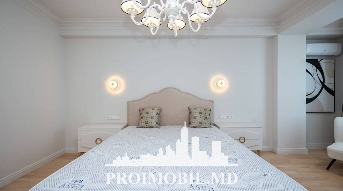 https://images.proimobil.md/ujkbm0yo2VHztVsL-YZcMY6VGSNzNGfx55zJaChlc_M/watermark:0.75:so:0:30:0.39/resize:fill:1460:816:1/gravity:ce/bG9jYWw6Ly8vZXN0YXRlL2xyL2Y0YTBlOTU0LTEyZWUtNGNkNS04Njg0LWYzOGU0ZjBmNzVhYy5qcGVn