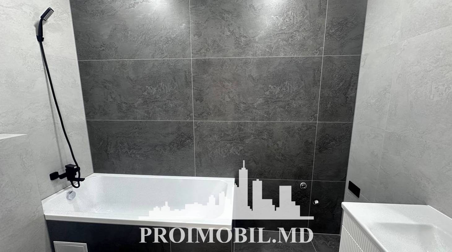 https://images.proimobil.md/unu9isBLM3DuD8ZhmG7-JZVDI5k4oCZXsp4JFbeOsMQ/watermark:0.75:so:0:30:0.39/resize:fill:1460:816:1/gravity:ce/bG9jYWw6Ly8vZXN0YXRlL2xyL2U5MDFlZTM0LTMwZmQtNGZiYS05ZTQyLWY3ZTg5ZmRkNWM0YS5qcGVn