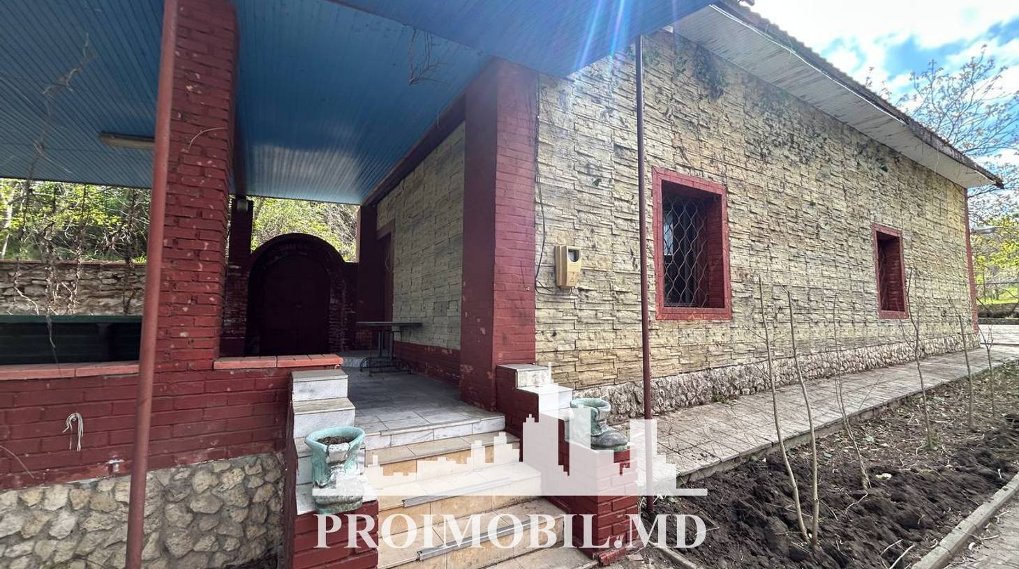 https://images.proimobil.md/upaQu19kgfxdK9vqRjX-bUDGXvvz5TJc1Rob0r2WVT4/watermark:0.75:so:0:30:0.39/resize:fill:1460:816:1/gravity:ce/bG9jYWw6Ly8vZXN0YXRlL2xyL2ExZTNlMWI2LWNjOWUtNGQ4Zi1iMzgxLWI5NWU5ZTlkY2YxOS5qcGVn