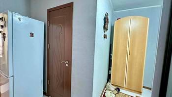 https://images.proimobil.md/utELrSnDQjSEhFYJ71awbYn13odrNhhiK5-jidDCfio/resize:fill:350:198:1/gravity:ce/bG9jYWw6Ly8vZXN0YXRlL2xyLzFlNmU2NThmLTRkYTYtNDc5Ny04OWU4LTNmNDM2NzUxZjA4Mi5qcGVn