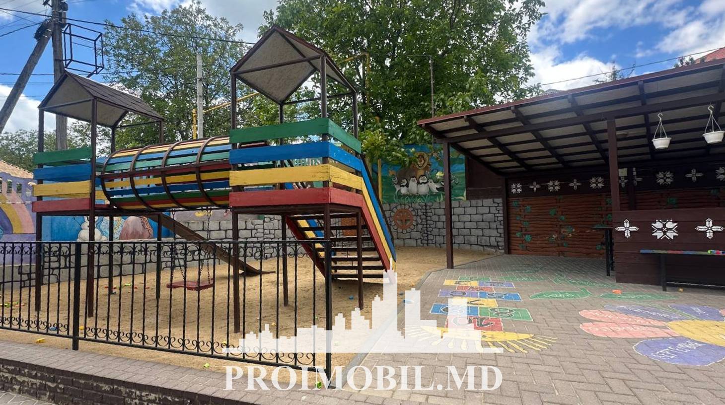 https://images.proimobil.md/utcNF5lnryhRkQR4ZG-EwYIiZguQSeho2fPacqOu2y8/watermark:0.75:so:0:30:0.39/resize:fill:1460:816:1/gravity:ce/bG9jYWw6Ly8vZXN0YXRlL2xyLzM2OGFkYjc4LTZmNjgtNGRlYS05MjE5LTI2MzU4NzdkNmEwZC5qcGVn