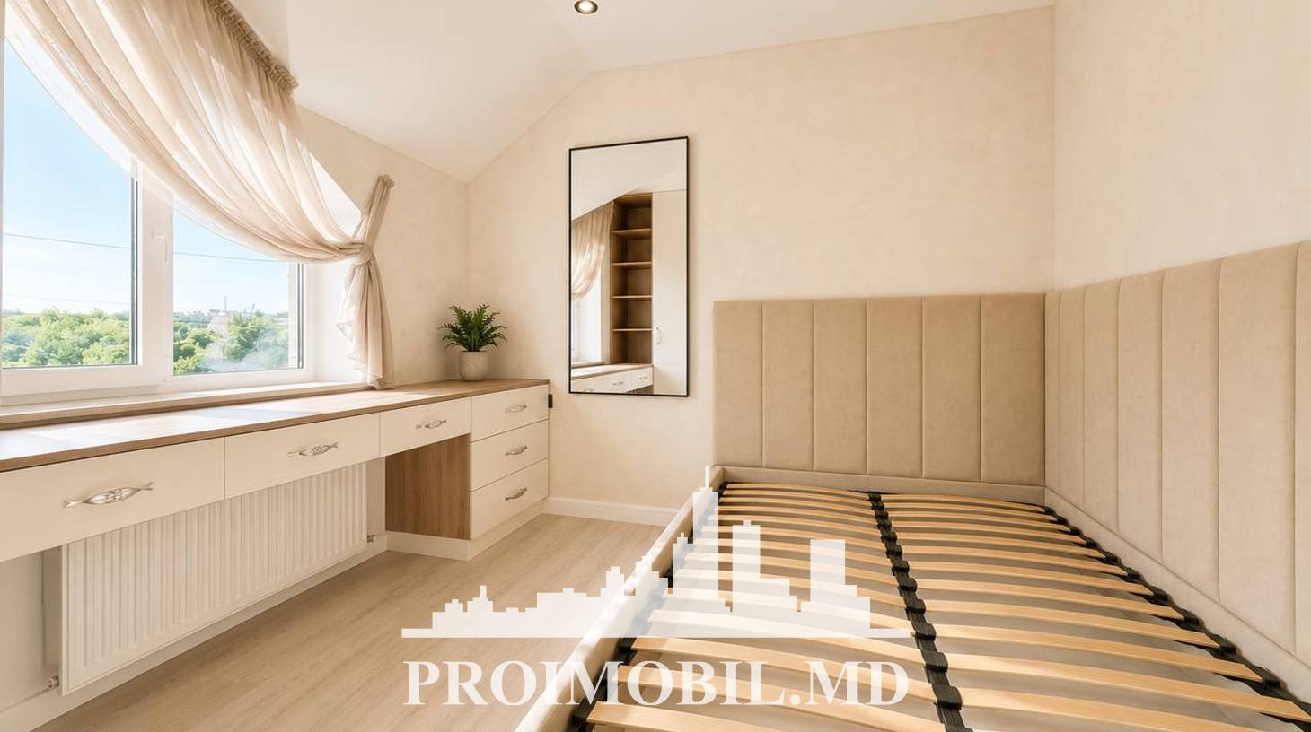 https://images.proimobil.md/uty-IDmqI1oeq30w2nYmSw9zMqu-KU2f_oPq37s0DjE/watermark:0.75:so:0:30:0.39/resize:fill:1460:816:1/gravity:ce/bG9jYWw6Ly8vZXN0YXRlL2xyL2U3ZDM0YTM2LWE1NzQtNGEyNC1hMzFhLWNmOTA3NDBiMTk3ZS5qcGVn
