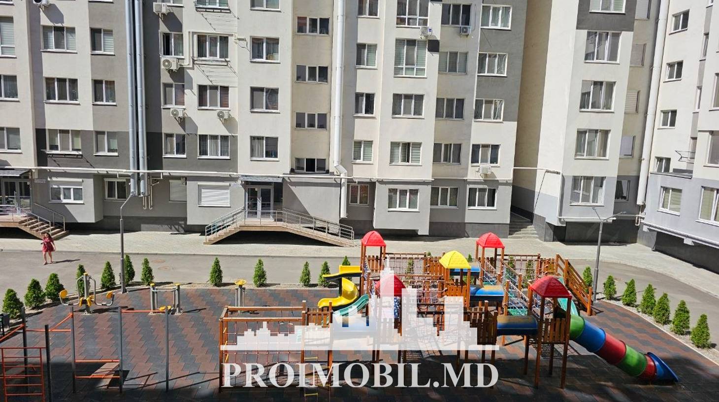 https://images.proimobil.md/uuZHo8cQxl5QRpx844QkHRqO1xIRWjn5kfL_W40YkJ0/watermark:0.75:so:0:30:0.39/resize:fill:1460:816:1/gravity:ce/bG9jYWw6Ly8vZXN0YXRlL2xyL2JhOTRlZGEwLTUxM2EtNGZmNS1hMWNlLTAwNmU4ZWMxYTNjMS5qcGVn