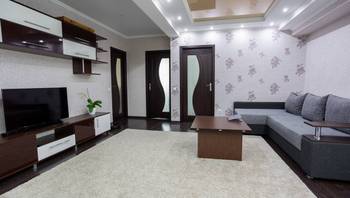 https://images.proimobil.md/uvkD0hu5Q4DASlo2ml32CdUN2dkgGrZeoTYSPqb3qDM/resize:fill:350:198:1/gravity:ce/bG9jYWw6Ly8vZXN0YXRlL2xyL2VlYTFlYzQzLTdiOWMtNDFkZC1iYTBkLWIxMDMzMDI4NDdiNi5qcGVn