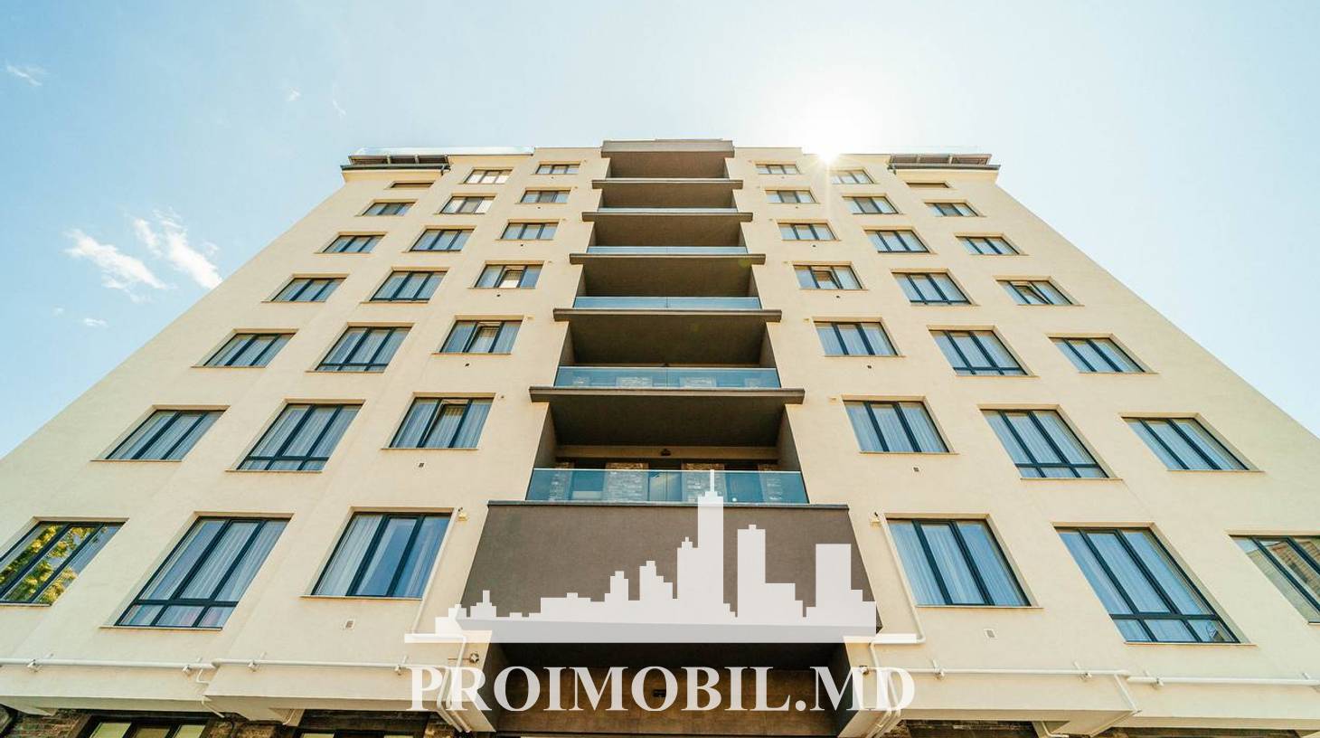 https://images.proimobil.md/v0hnRWroD8LE0vJzJ0Lt_X1u1Jq-CaYfG33M93WSB-c/watermark:0.75:so:0:30:0.39/resize:fill:1460:816:1/gravity:ce/bG9jYWw6Ly8vZXN0YXRlL2xyLzRhNjRmYmM3LWM5MmItNGNhYi1iMTRmLWQxNmRhODliZTY0Mi5qcGVn