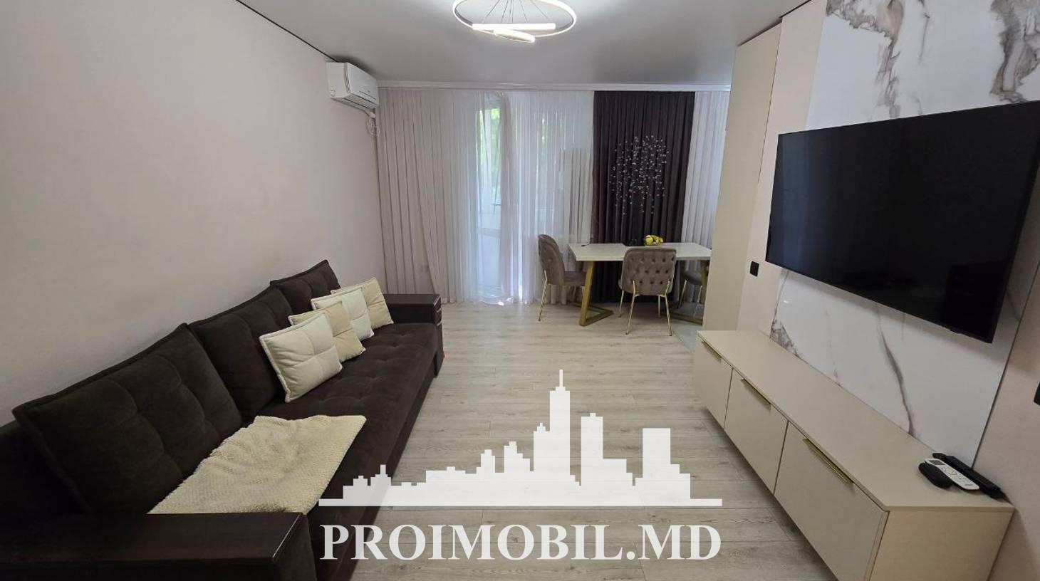 https://images.proimobil.md/v1Dv3X12Pega8M7L_FVHxhN8WVARNswS_FvCmgQ6EpU/watermark:0.75:so:0:30:0.39/resize:fill:1460:816:1/gravity:ce/bG9jYWw6Ly8vZXN0YXRlL2xyLzIzNTJlYjQ2LTgzNTYtNDg1ZC05YzA5LTg5MzYyMmY5NWMyZi5qcGVn