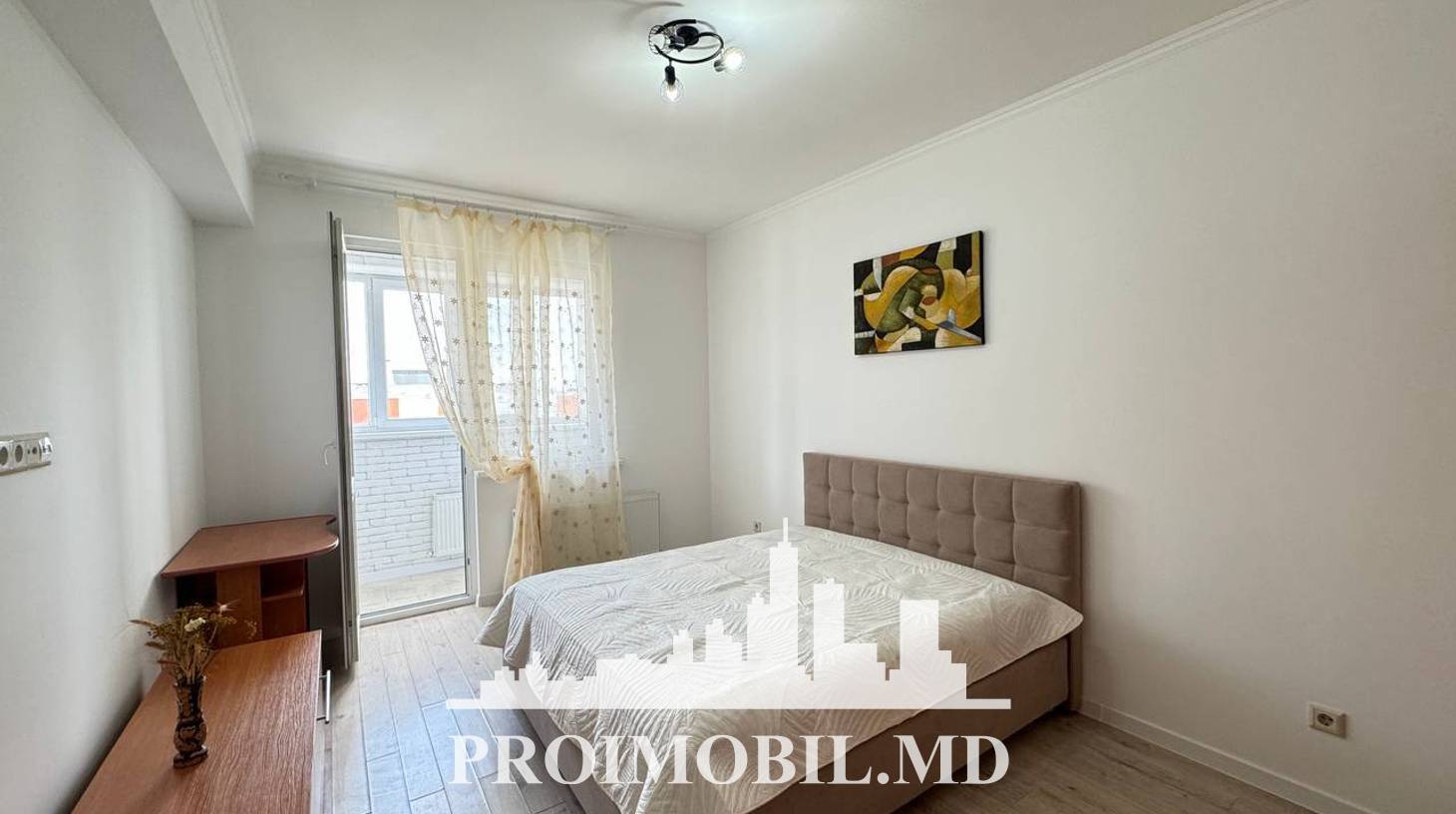 https://images.proimobil.md/v1Kqg8tMQAkvr63KP1rGoQQEuO74_dHuaMTzN0IkcmQ/watermark:0.75:so:0:30:0.39/resize:fill:1460:816:1/gravity:ce/bG9jYWw6Ly8vZXN0YXRlL2xyLzExODhiZjdkLWVmYmUtNDQzZC1hMTAzLTMwOWZmMGE5NzdjMy5qcGVn
