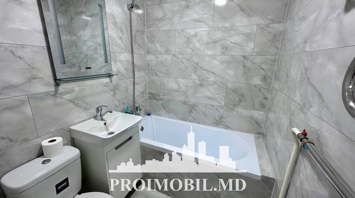 https://images.proimobil.md/v2XDNYgsXFXZkLvzZGPcSVN6ByDLnNS1UlyA1Nw4nK0/watermark:0.75:so:0:30:0.39/resize:fill:1460:816:1/gravity:ce/bG9jYWw6Ly8vZXN0YXRlL2xyLzdjYWVkOGRlLTA5NzEtNDkzZi04MmI3LThhNzU4YTY5ZDdmZS5qcGVn