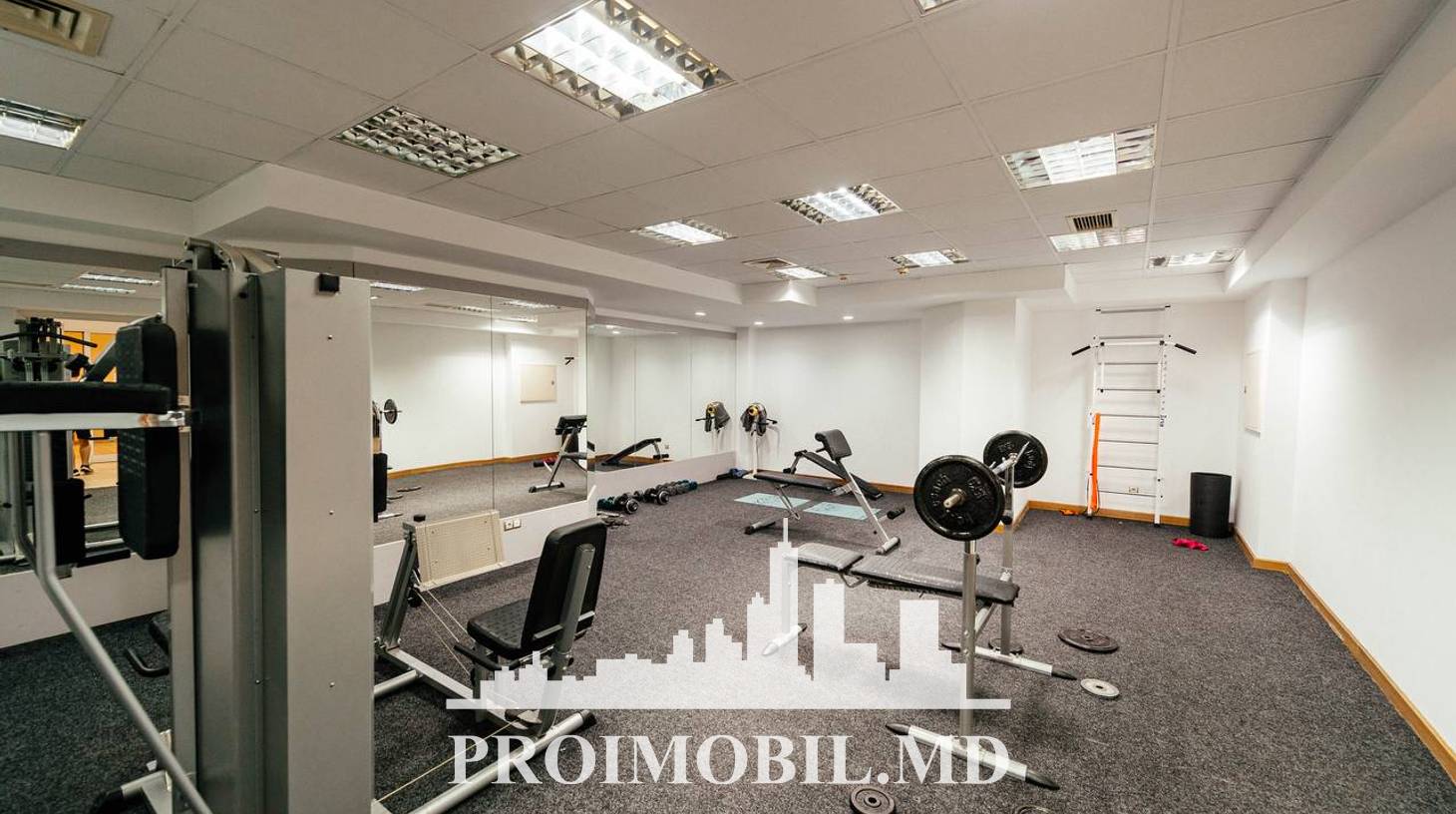https://images.proimobil.md/v3AoUZNZGneMNvc5Dw8cMia8gIaunZJwDfF9hMVGe7w/watermark:0.75:so:0:30:0.39/resize:fill:1460:816:1/gravity:ce/bG9jYWw6Ly8vZXN0YXRlL2xyLzAyODY5MTUyLTg1NjItNGYyMi04YzMxLTdhMjBiZjQxYmMzMi5qcGVn