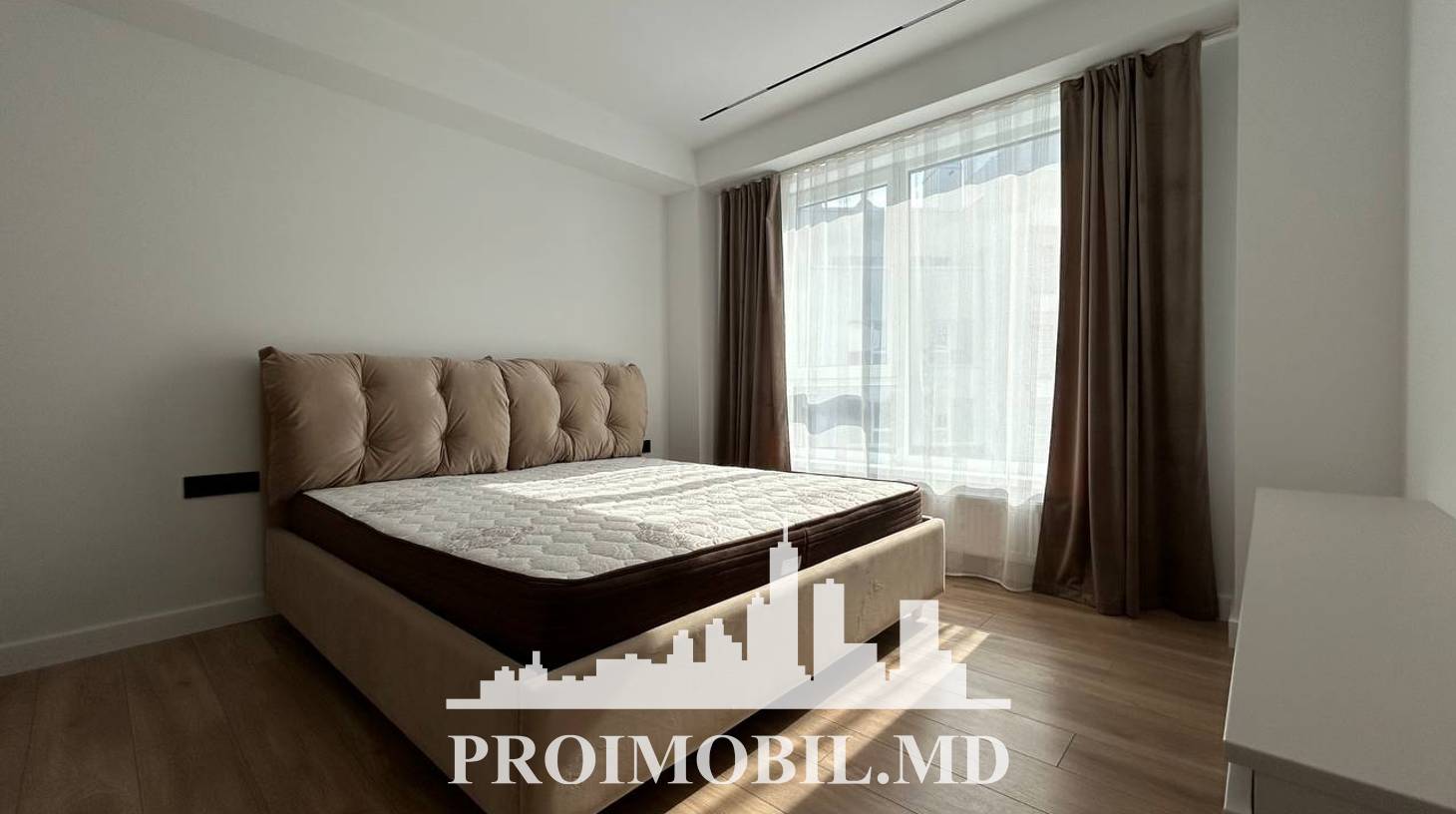 https://images.proimobil.md/v3rh1lkgZ1P-Oy44TDagbKVFo_6FjBz2OUI1DQzrX40/watermark:0.75:so:0:30:0.39/resize:fill:1460:816:1/gravity:ce/bG9jYWw6Ly8vZXN0YXRlL2xyLzMzNWYwYjk5LTI3ZGQtNDAxMC1iYTgxLTRkNDQzMTkwMDc3MC5qcGVn