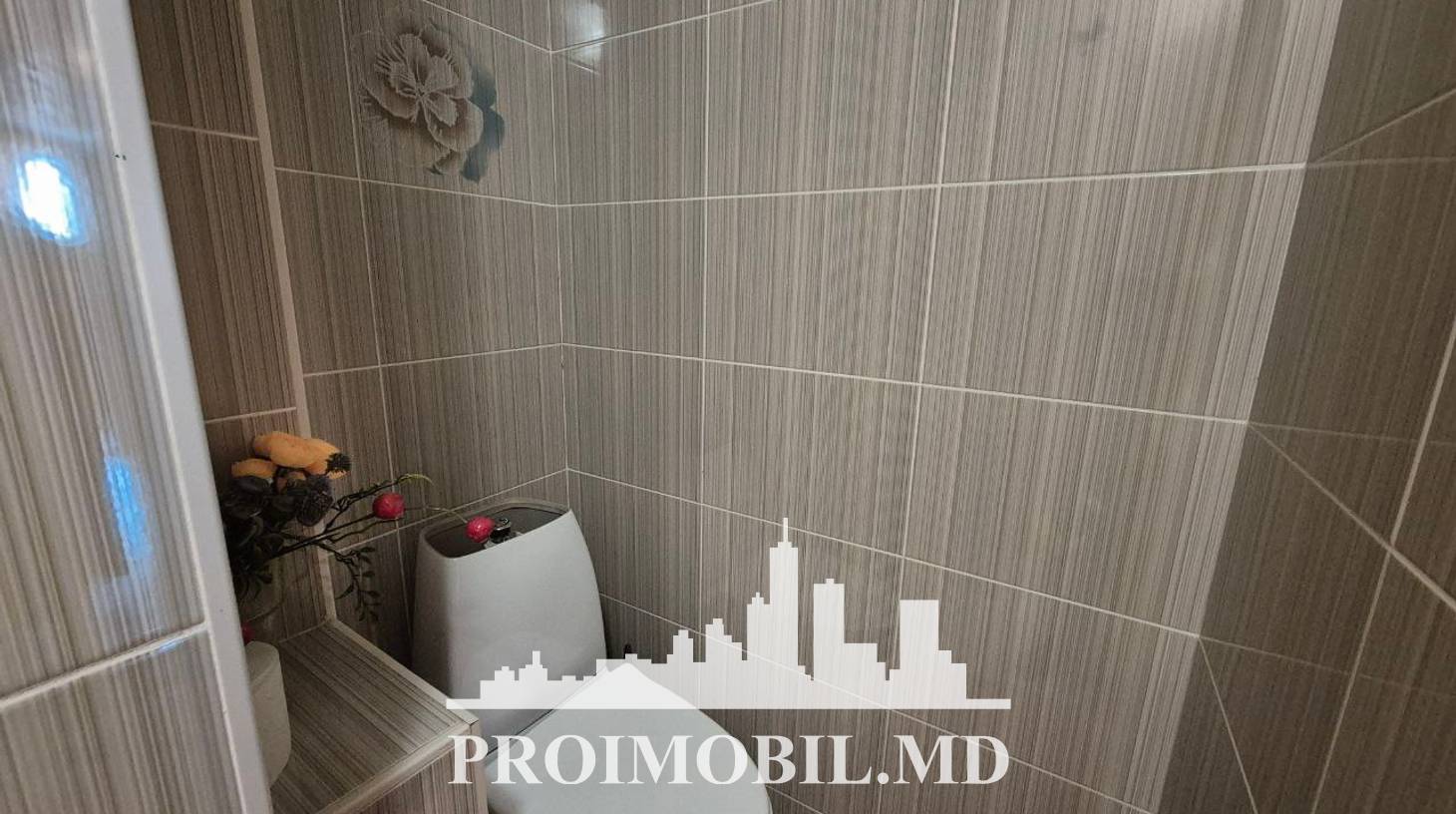 https://images.proimobil.md/v4kTdhZO1P0t6AJ2wELlVJW_A6o_37r8bdPetE4TMrM/watermark:0.75:so:0:30:0.39/resize:fill:1460:816:1/gravity:ce/bG9jYWw6Ly8vZXN0YXRlL2xyLzZhN2E1NGI0LTBlMDUtNDdlMS04NTc5LTZkYTJiNjRlYzYwMy5qcGVn