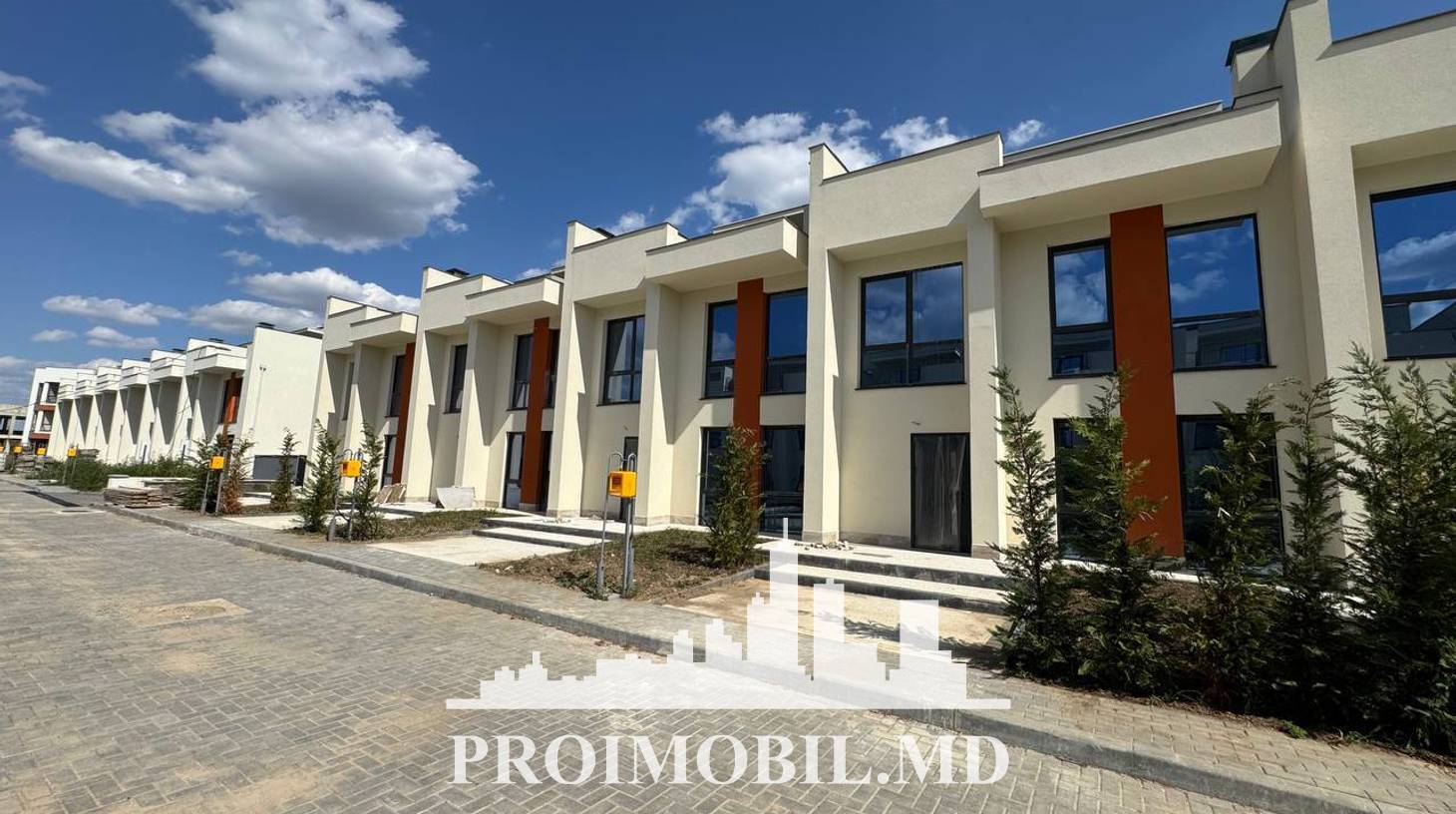 https://images.proimobil.md/v6HxlK6psiWu3wimt1JX3elxxYWWx9tTz6kcDG6hyNA/watermark:0.75:so:0:30:0.39/resize:fill:1460:816:1/gravity:ce/bG9jYWw6Ly8vZXN0YXRlL2xyLzNhN2I1NDMyLTJmZDItNDExOS1hNGU1LTU5YjVjOGM2Njg5OC5qcGVn