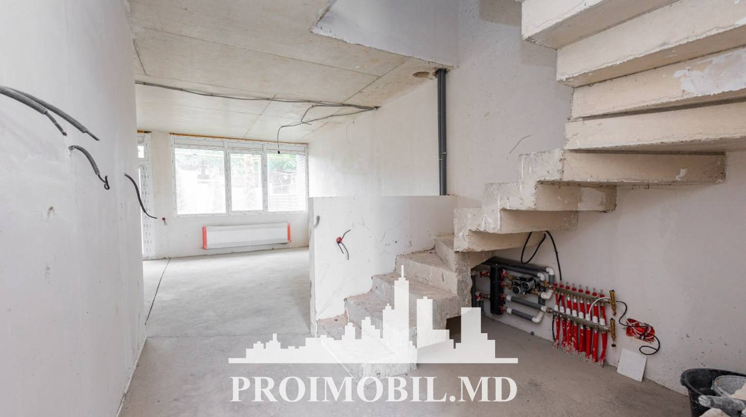 https://images.proimobil.md/v77zFDZxMK6-zOq06NMtgucBpaDX87MdvL0ssI-futw/watermark:0.75:so:0:30:0.39/resize:fill:1460:816:1/gravity:ce/bG9jYWw6Ly8vZXN0YXRlL2xyL2UzNmE0MDYyLWYwNTktNDc0MC1hYTQ1LTdiOWNhNjgxOGYyNi5qcGVn