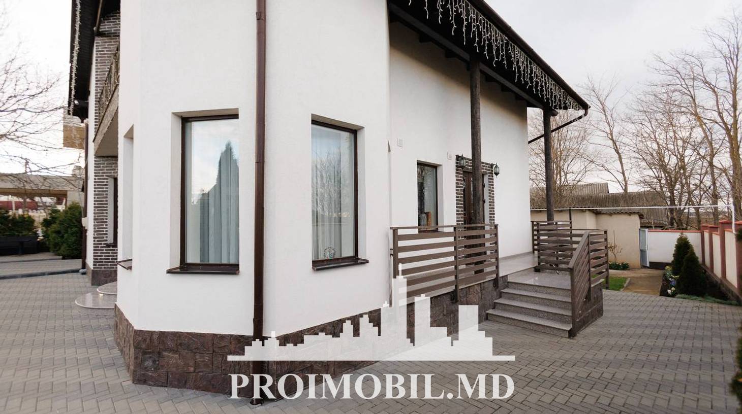 https://images.proimobil.md/vAviFJ3mP7XiVqJD1SSKEnYMiNOJo2bNWk8P5bYl3fw/watermark:0.75:so:0:30:0.39/resize:fill:1460:816:1/gravity:ce/bG9jYWw6Ly8vZXN0YXRlL2xyLzUwZjhjNDEzLTEyNzktNDdiYy04ZjFkLTA0ZDU3MmNmNmMxMi5qcGVn