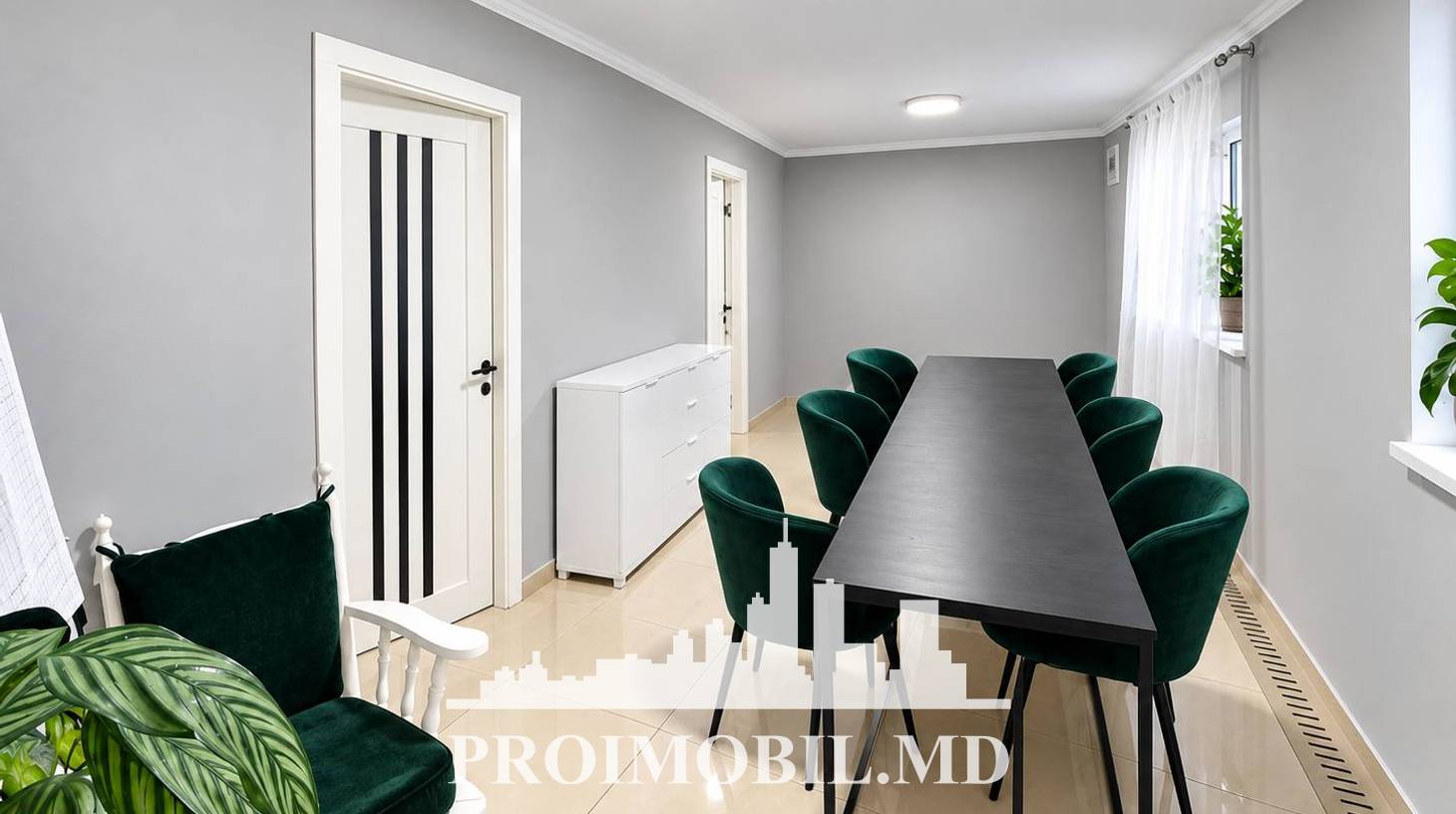 https://images.proimobil.md/vC2IltZ6O0o-Bav68PO8O-CXZZ0xjkmWySlgsAYmRkk/watermark:0.75:so:0:30:0.39/resize:fill:1460:816:1/gravity:ce/bG9jYWw6Ly8vZXN0YXRlL2xyL2RlZDU3MzQxLWU5YzMtNGRhNC04MzczLWViNTZlMGE4ODc4ZC5qcGVn