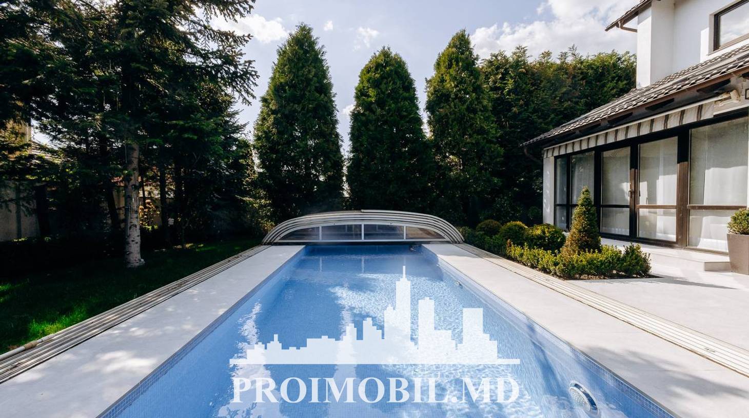 https://images.proimobil.md/vHs9hJuyxOWD7AI1RzZjYfaL4CSQjiP3VDaXMrNEybw/watermark:0.75:so:0:30:0.39/resize:fill:1460:816:1/gravity:ce/bG9jYWw6Ly8vZXN0YXRlL2xyLzYxMDc0YjdlLWI0Y2UtNDVlYS04YTZhLWJmYzFlZDRmNDAyMi5qcGVn