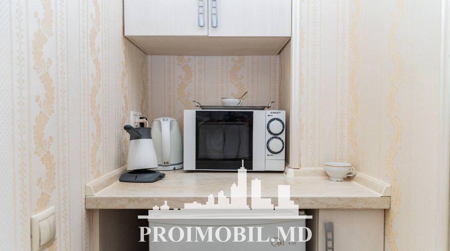 https://images.proimobil.md/vKxe_AJIfmOFONNnyN-U6mkzkkreWq8Ju_FaHoSHIC0/watermark:0.75:so:0:30:0.39/resize:fill:1460:816:1/gravity:ce/bG9jYWw6Ly8vZXN0YXRlL2xyL2E0YjE5OTg3LTczMzktNDQzYS04YmQxLWE3MzliOTNiOGYxYi5qcGVn