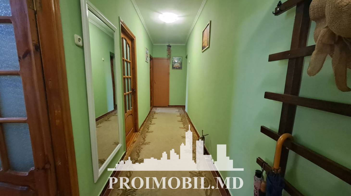 https://images.proimobil.md/vL7l-hLvI-_zL0r1ifd0r__T0qr8MGVIDWyDJyVj5c0/watermark:0.75:so:0:30:0.39/resize:fill:1460:816:1/gravity:ce/bG9jYWw6Ly8vZXN0YXRlL2xyLzlkNmQ1YzM1LTQ5NzQtNGQ5Yy1hNzE0LTY0ZjBiNDk1Y2Q0Yi5qcGVn