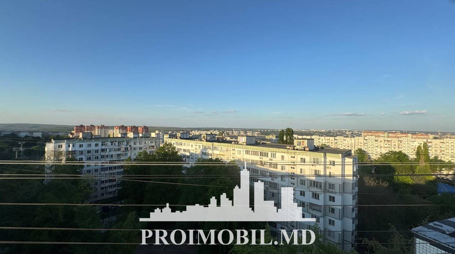 https://images.proimobil.md/vMZkDX3RanvRToS-W9J1ZN2CMhOUQlMhyYY8U22__C4/watermark:0.75:so:0:30:0.39/resize:fill:1460:816:1/gravity:ce/bG9jYWw6Ly8vZXN0YXRlL2xyL2Y1YWUxZDVmLTY1MzctNDJmMy1hMDUwLTY5ZTY0MDlhN2FlZS5qcGVn