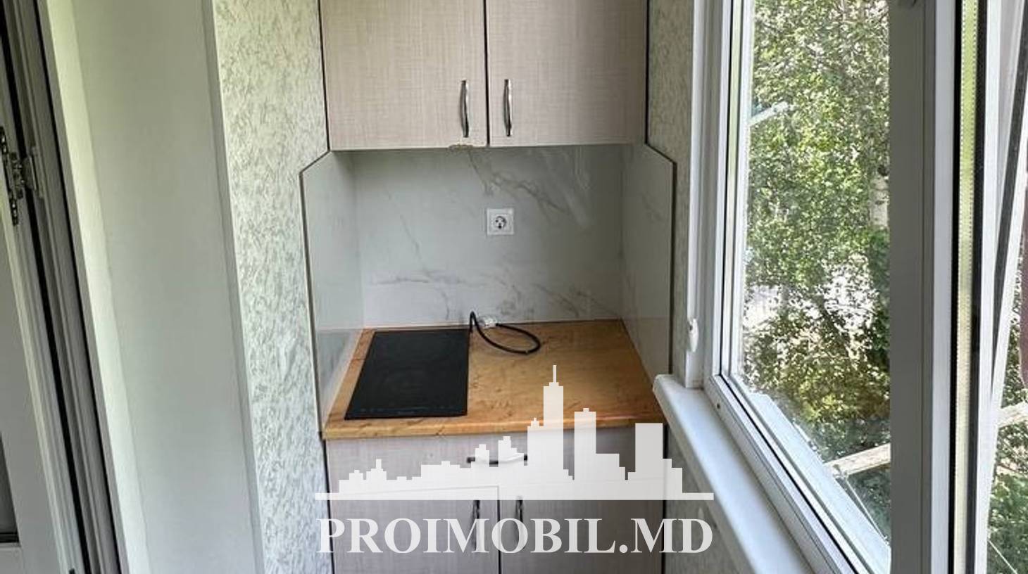 https://images.proimobil.md/vMcVHRzsWO4OBHcdx5uKpQni2os1jZt0ejQPRi-iM8U/watermark:0.75:so:0:30:0.39/resize:fill:1460:816:1/gravity:ce/bG9jYWw6Ly8vZXN0YXRlL2xyLzg5N2FjZWIzLWU1OTgtNGQ4YS1iNzYyLWFkMzZkOTNkOTAzMS5qcGVn