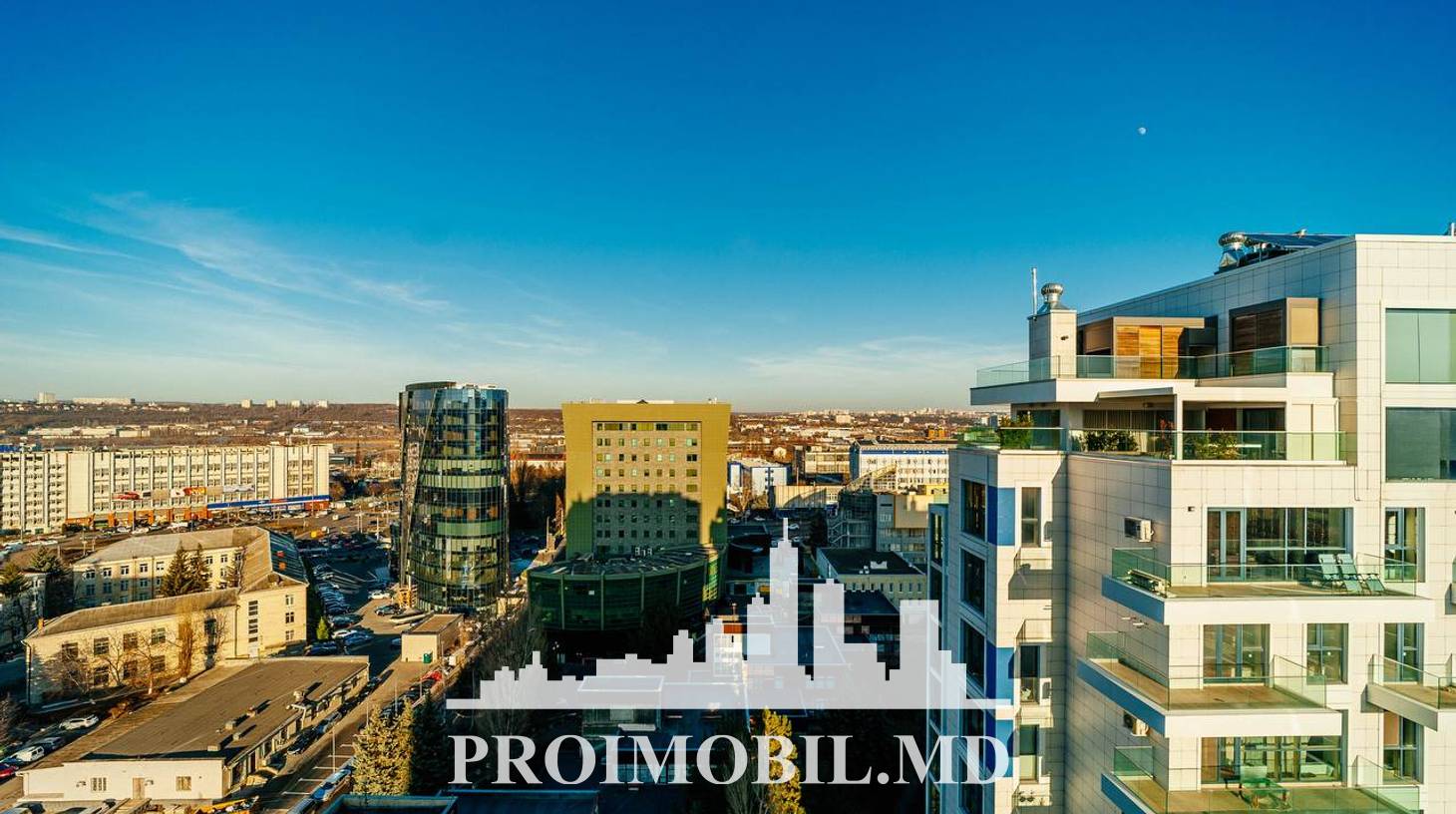 https://images.proimobil.md/vMxlYgYB5TtKk8F60xu1Mr_Oba0PbvdVBQXTKHy8p3Y/watermark:0.75:so:0:30:0.39/resize:fill:1460:816:1/gravity:ce/bG9jYWw6Ly8vZXN0YXRlL2xyL2ZhODNlYzYwLWMwOTQtNDViOS04OTk4LWVjZTVhMjk4MzYzYS5qcGVn