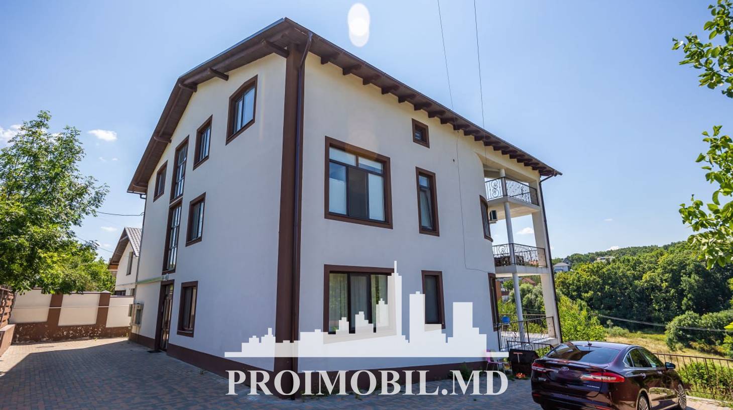 https://images.proimobil.md/vODolzkaoBhGNF20KQ07bkGtB6q-Hsq96kpO7b_kkEQ/watermark:0.75:so:0:30:0.39/resize:fill:1460:816:1/gravity:ce/bG9jYWw6Ly8vZXN0YXRlL2xyL2M3MzBiMDk5LTYyMmItNDQ0Yi04NjQ1LWIwODU5MDg0ODRlNy5qcGVn