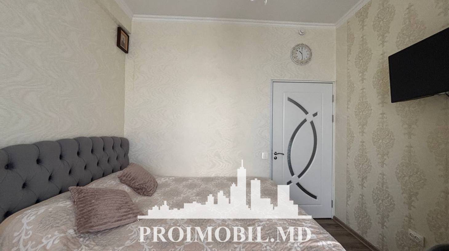https://images.proimobil.md/vOHSVx8SR1XxDXVLkPrtWooXluznvL8NV8LYAQAeXKQ/watermark:0.75:so:0:30:0.39/resize:fill:1460:816:1/gravity:ce/bG9jYWw6Ly8vZXN0YXRlL2xyLzBiZWI0NmVmLThmYmQtNDIwYy04OWI5LTYwZTk0NGI2ZDE2My5qcGVn