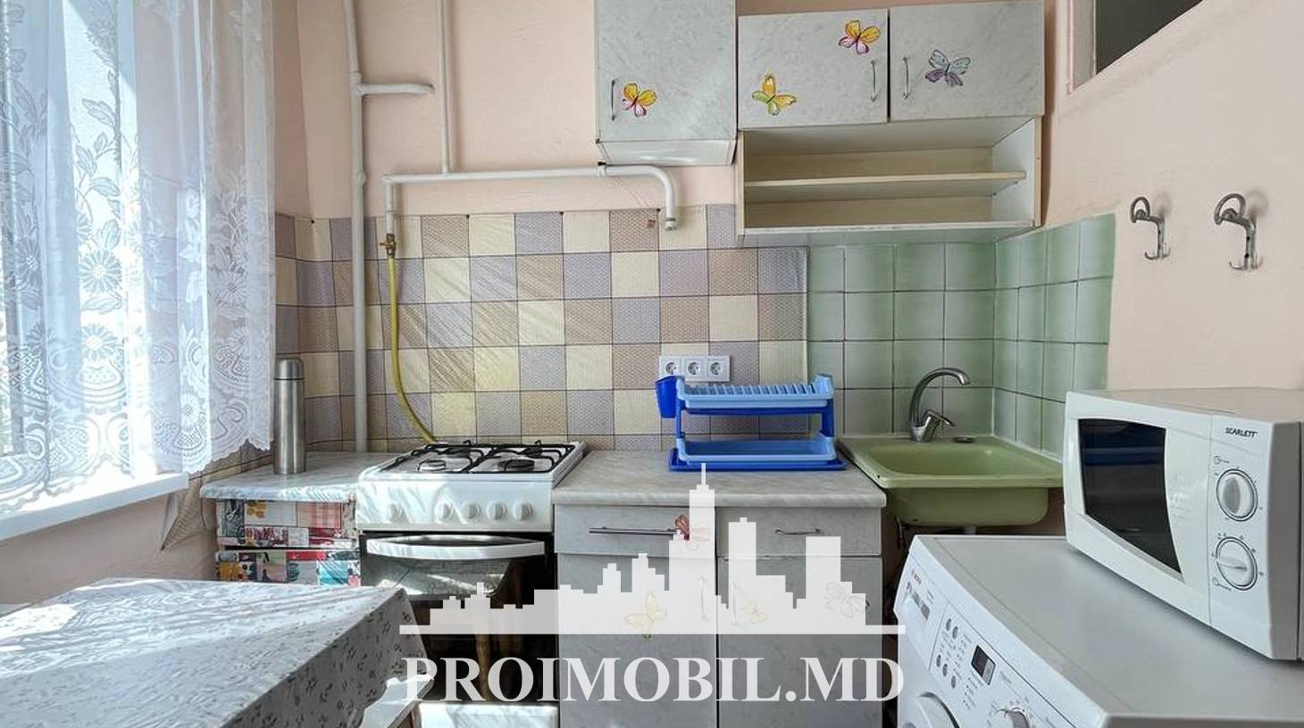 https://images.proimobil.md/vQtxVz_IheMdru3w3XiV7dLNxoqfchrPVdWCKUJnBCY/watermark:0.75:so:0:30:0.39/resize:fill:1460:816:1/gravity:ce/bG9jYWw6Ly8vZXN0YXRlL2xyLzM3YjgwYWI1LTczZTUtNDM1ZS1iYTc3LWM2NzUxN2U0ZGY4MC5qcGVn