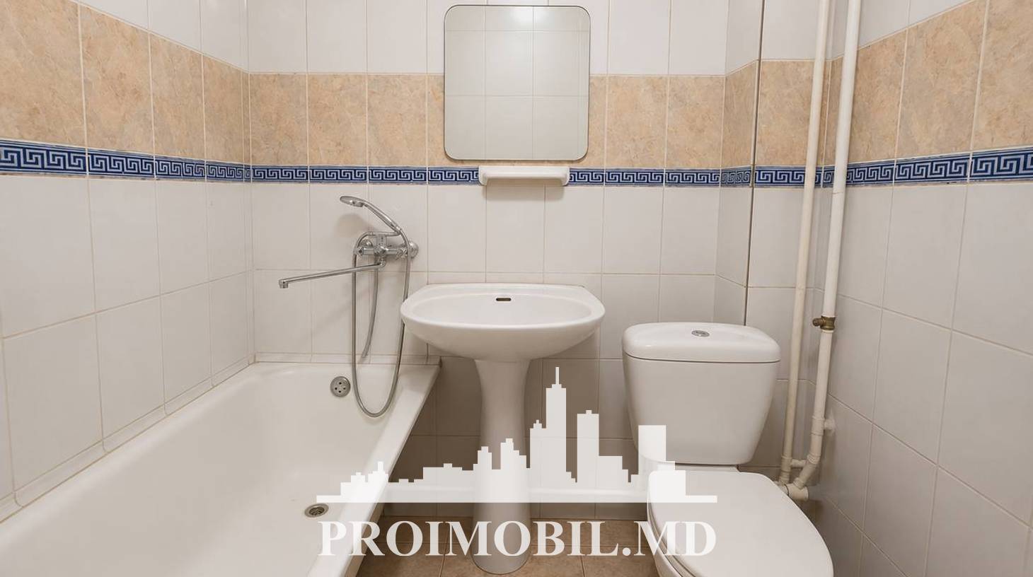 https://images.proimobil.md/vQzEXOLhYtjWWrC5S2CN8q9w0SCmYoJOEBipIVXWVAQ/watermark:0.75:so:0:30:0.39/resize:fill:1460:816:1/gravity:ce/bG9jYWw6Ly8vZXN0YXRlL2xyL2MyMTk4MjQ3LTVmNTctNDUyNC04ZmM1LTgyZmE3ZGM2NzhiOC5qcGVn